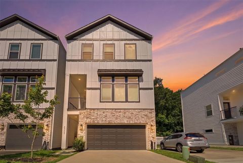 Tiny photo for 5305 Donovan Gardens Lane, Houston, TX 77091 (MLS # 42561900)