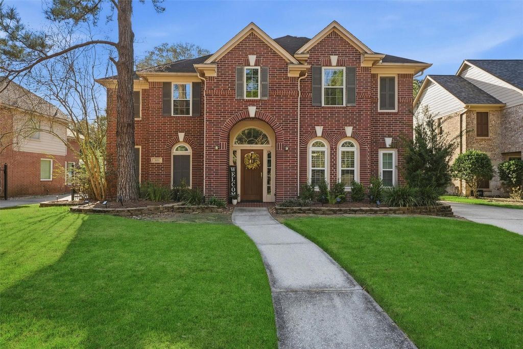 Photo of 3011 Brook Shore Court, Houston, TX 77345 (MLS # 52192842)