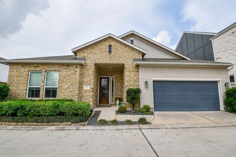 Photo of 3203 Millwork Street, Houston, TX 77080 (MLS # 66728088)