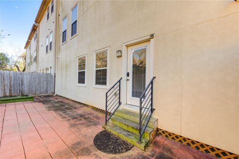 Tiny photo for 5226 Kiam Street #1015, Houston, TX 77007 (MLS # 32428651)