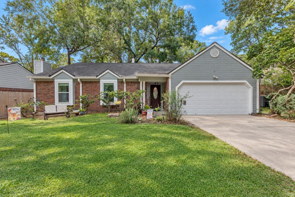 Photo of 3319 Creek Shadows Drive, Kingwood, TX 77339 (MLS # 19926353)