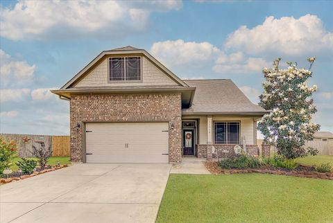 Photo of 11918 Mulberry Drive, Mont Belvieu, TX 77535 (MLS # 77013408)
