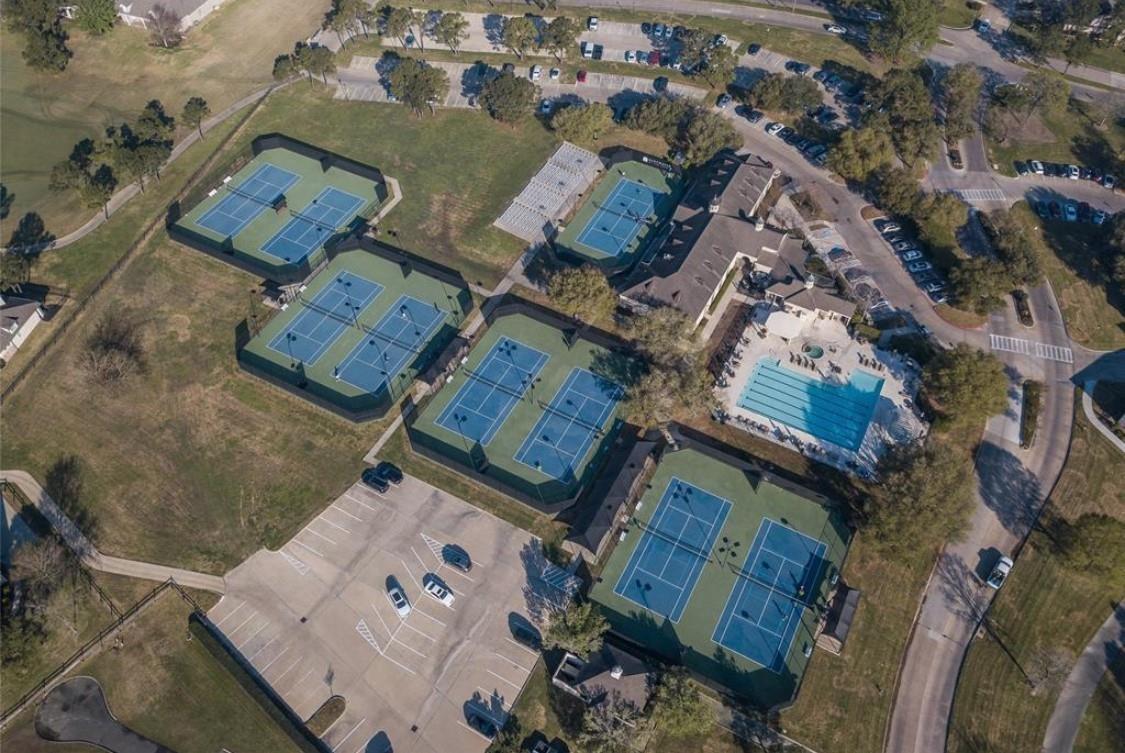 315 Bentwood Court