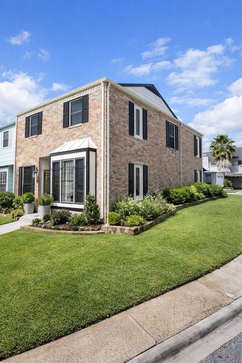 Photo of 8351 Ariel Street, Houston, TX 77074 (MLS # 55174025)
