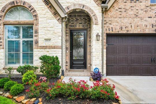 1819 Boulder Lake Court