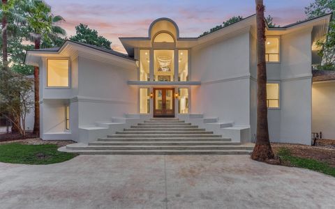 Photo of 24 Autumn Crescent Cres, The Woodlands, TX 77381 (MLS # 4681729)
