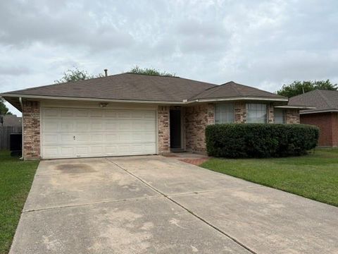 Photo of 7854 Yellow Pine Drive, Houston, TX 77040 (MLS # 87908790)