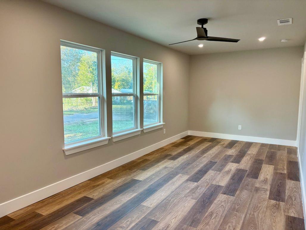 1902 N Fannin Avenue