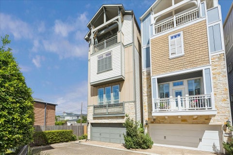 Photo of 923 Byrne Street, Houston, TX 77009 (MLS # 27161074)