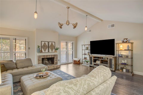 Photo of 734 Augusta Drive #734, Houston, TX 77057 (MLS # 3266904)