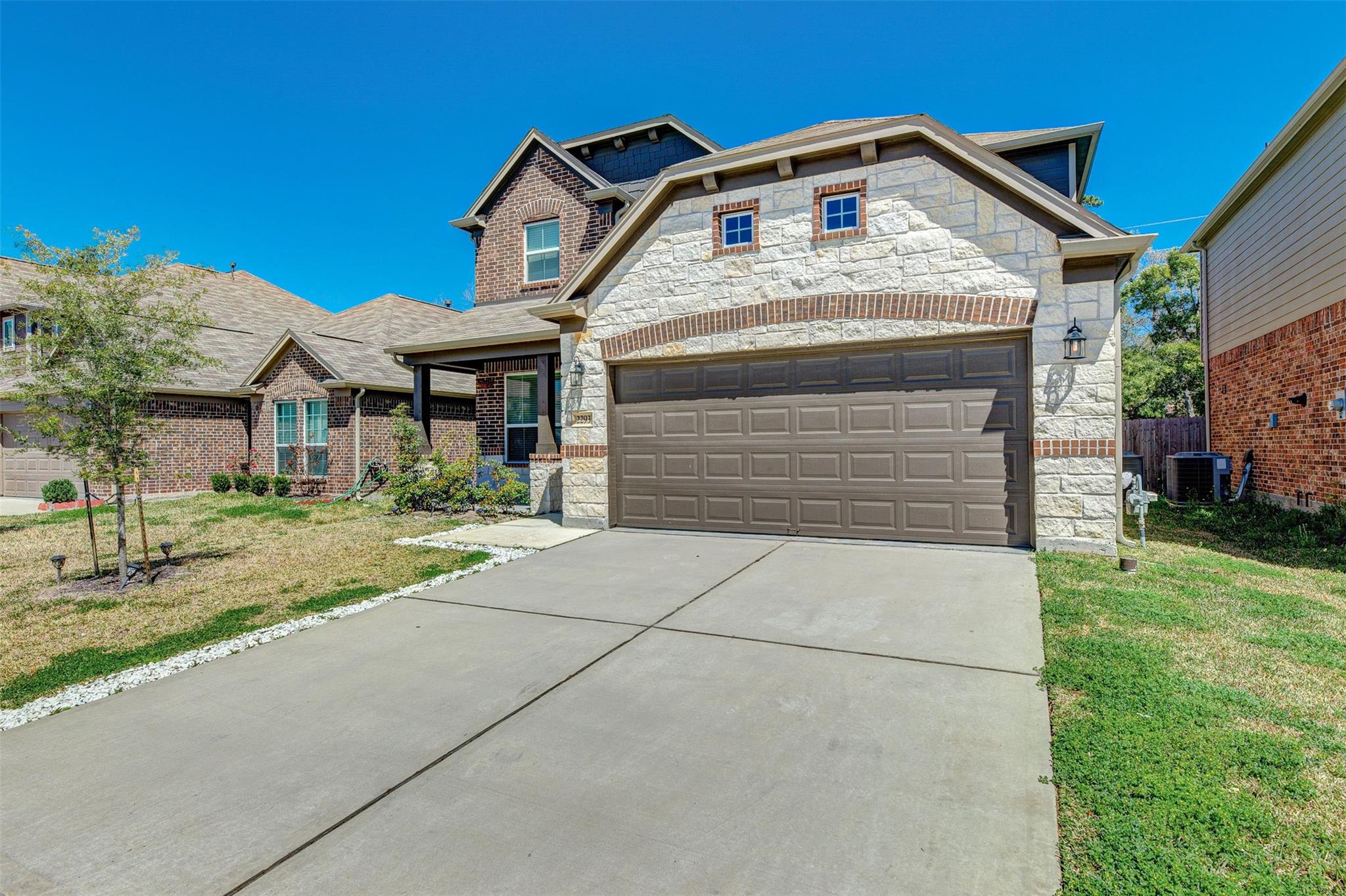 2293 Garden Square Path