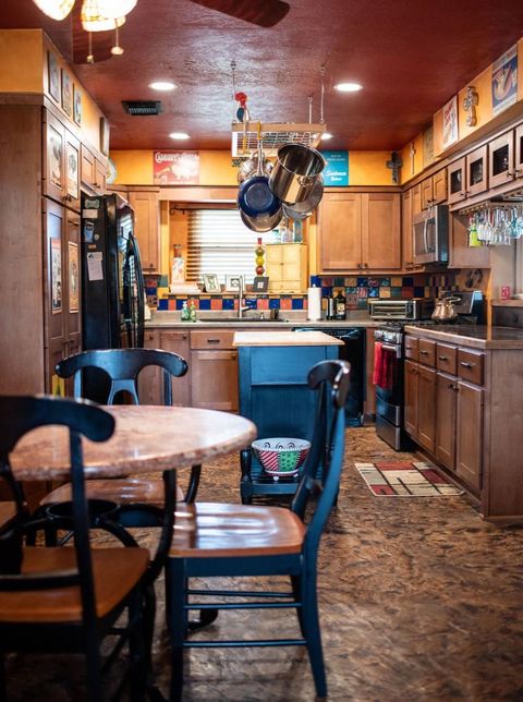 Photo of 1911 Shadow Bend Dr Dr, Houston, TX 77043 (MLS # 45959632)