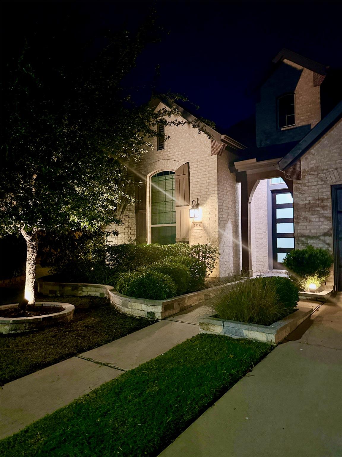 23735 Kingston Ridge Way