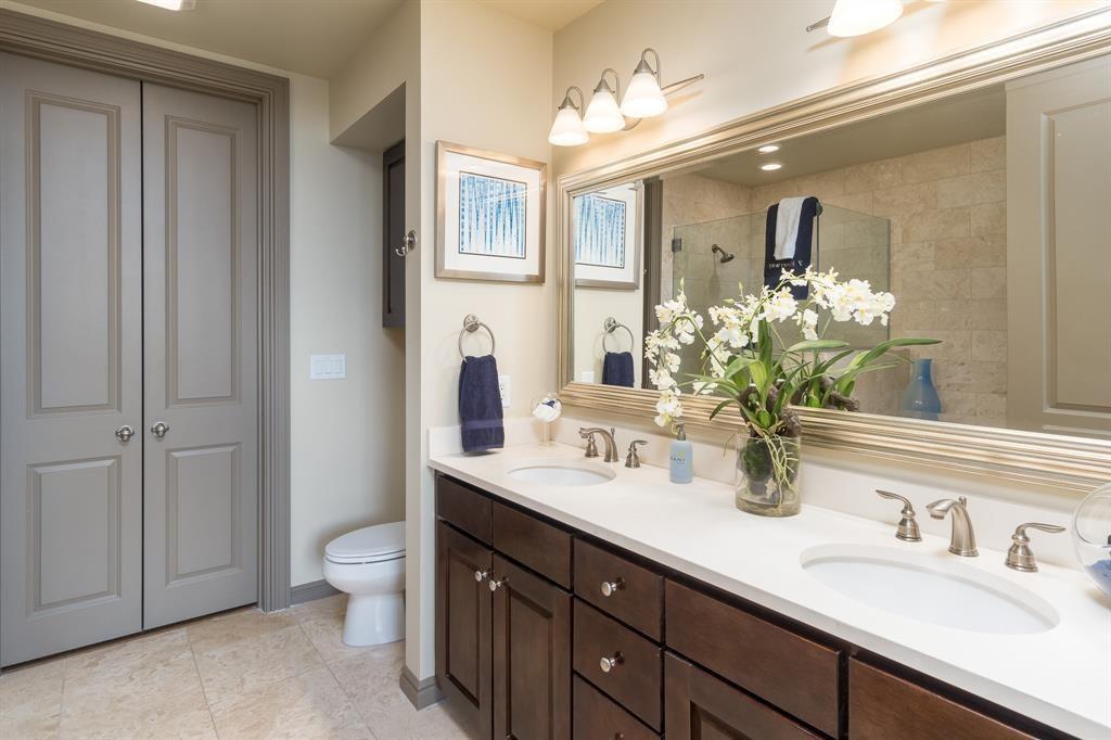 7 Riverway 1411