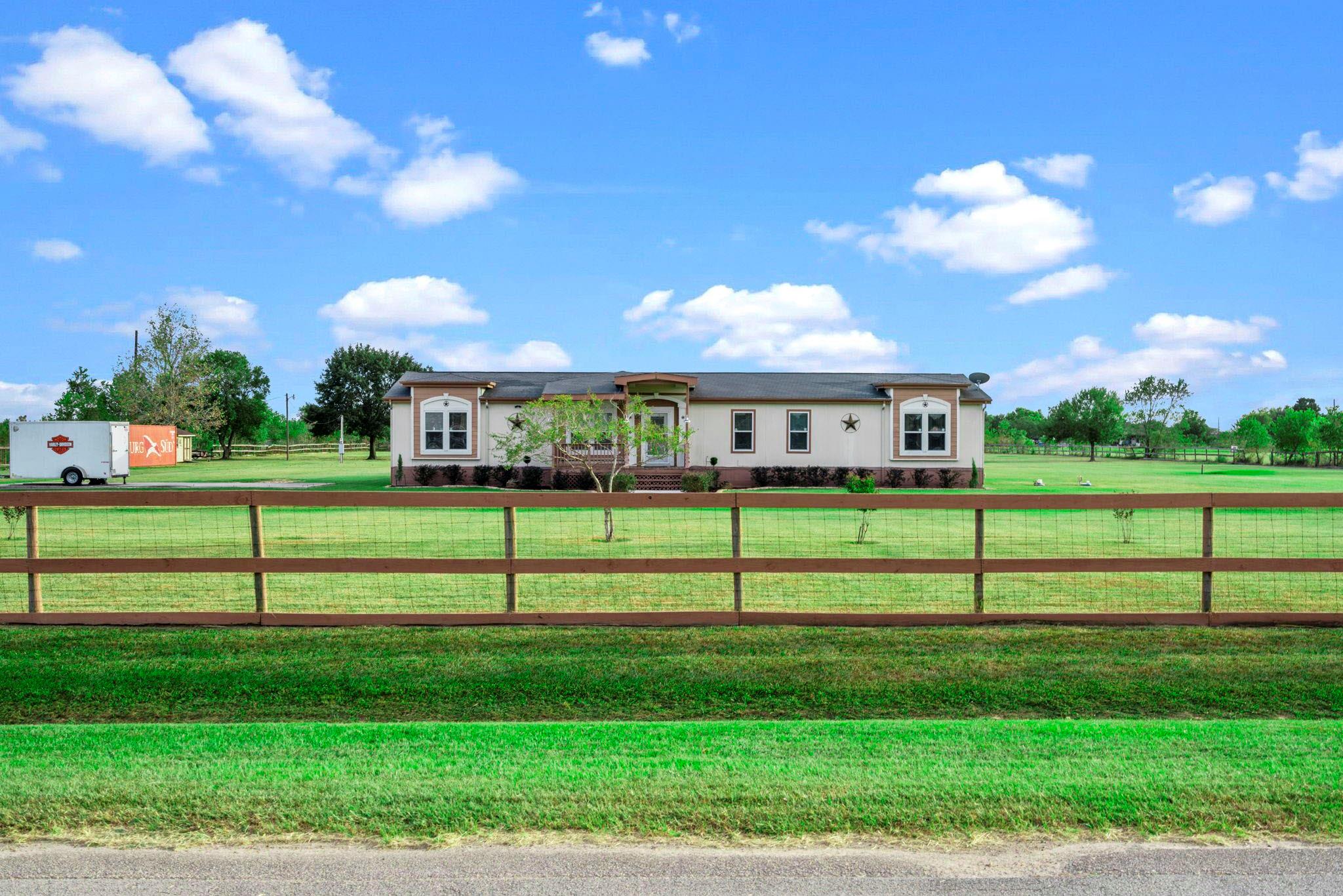 32811 S Red Leaf Lane