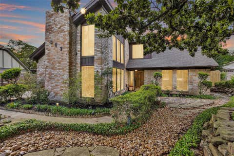 Photo of 307 Prince Of Wales Street, Conroe, TX 77304 (MLS # 22387558)
