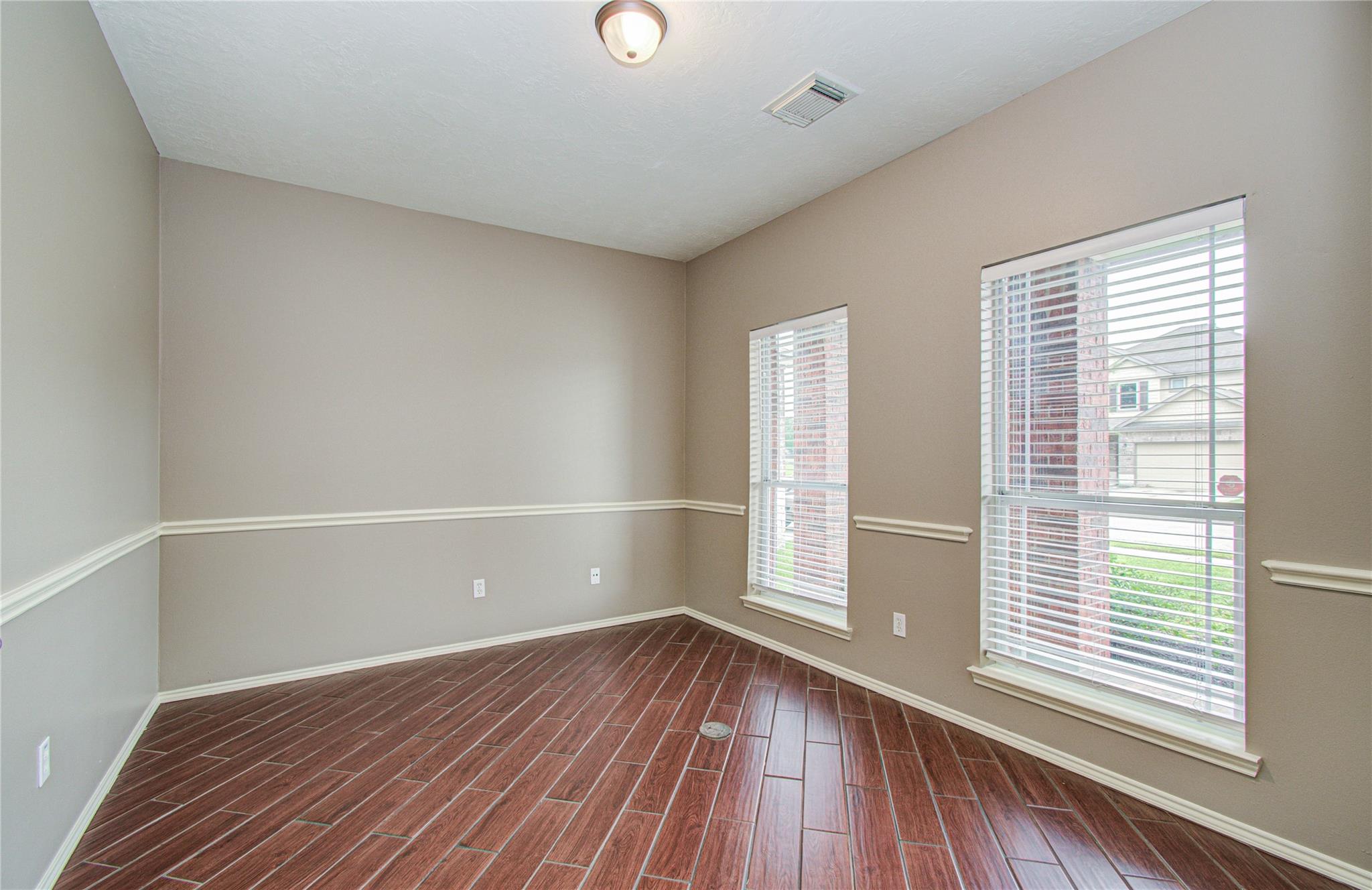 19343 Vermillion Court
