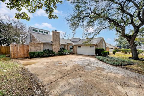 Tiny photo for 12303 Shelwick Drive, Houston, TX 77031 (MLS # 59316819)