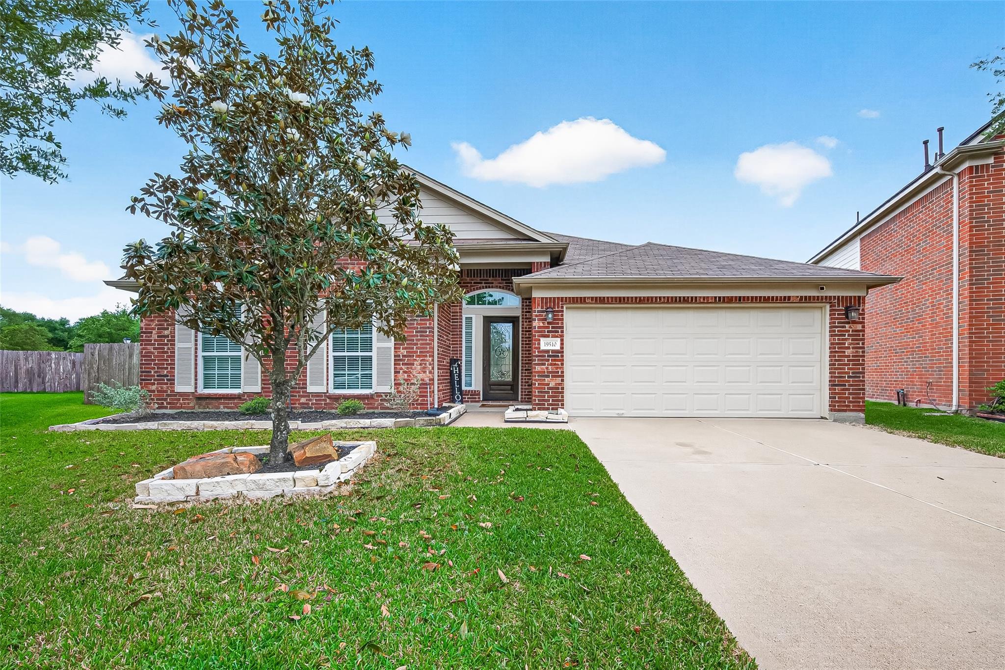 19510 N Oblong Circle