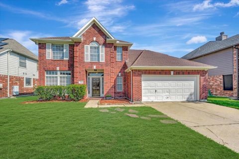 Photo of 11003 Collingswood Drive, La Porte, TX 77571 (MLS # 94202381)