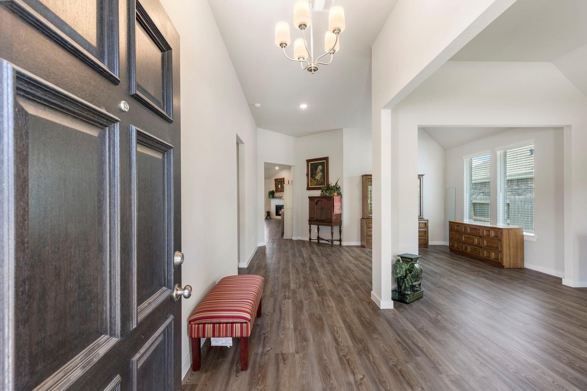 716 Ivory Creek Court