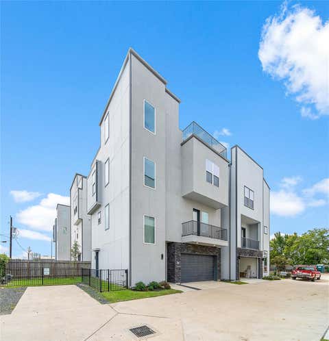 Photo of 8411 Hempstead Road #A, Houston, TX 77008 (MLS # 75822847)