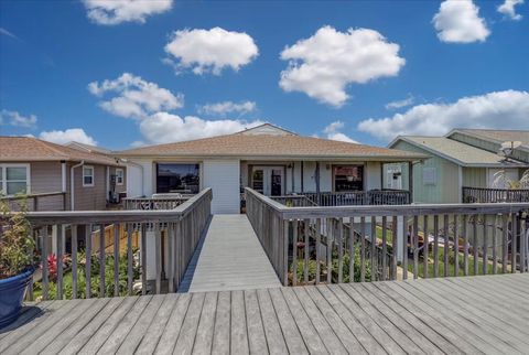 1120 Redfish Street Bayou Vista TX 77563