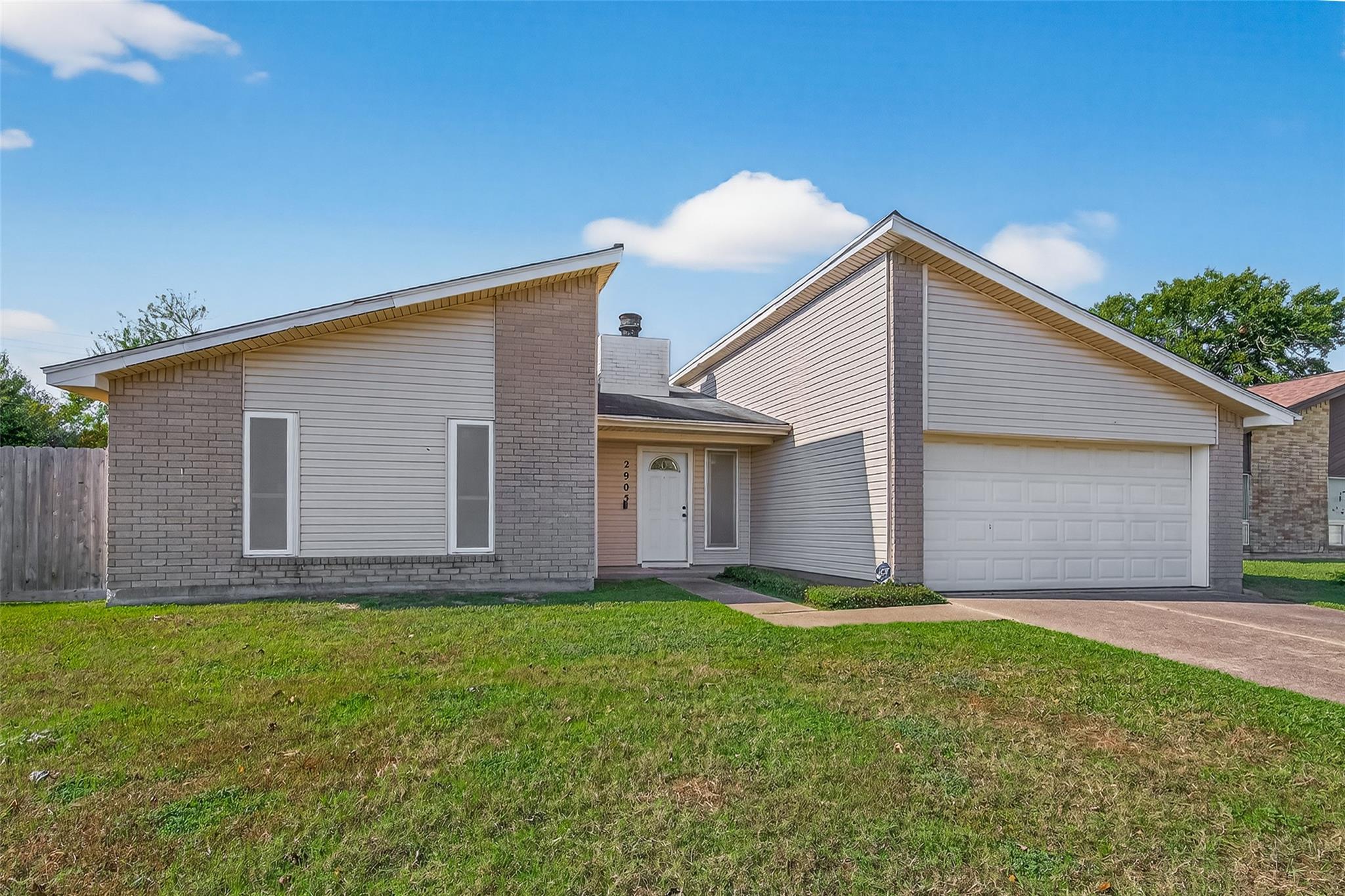 2905 Park Shadow Lane