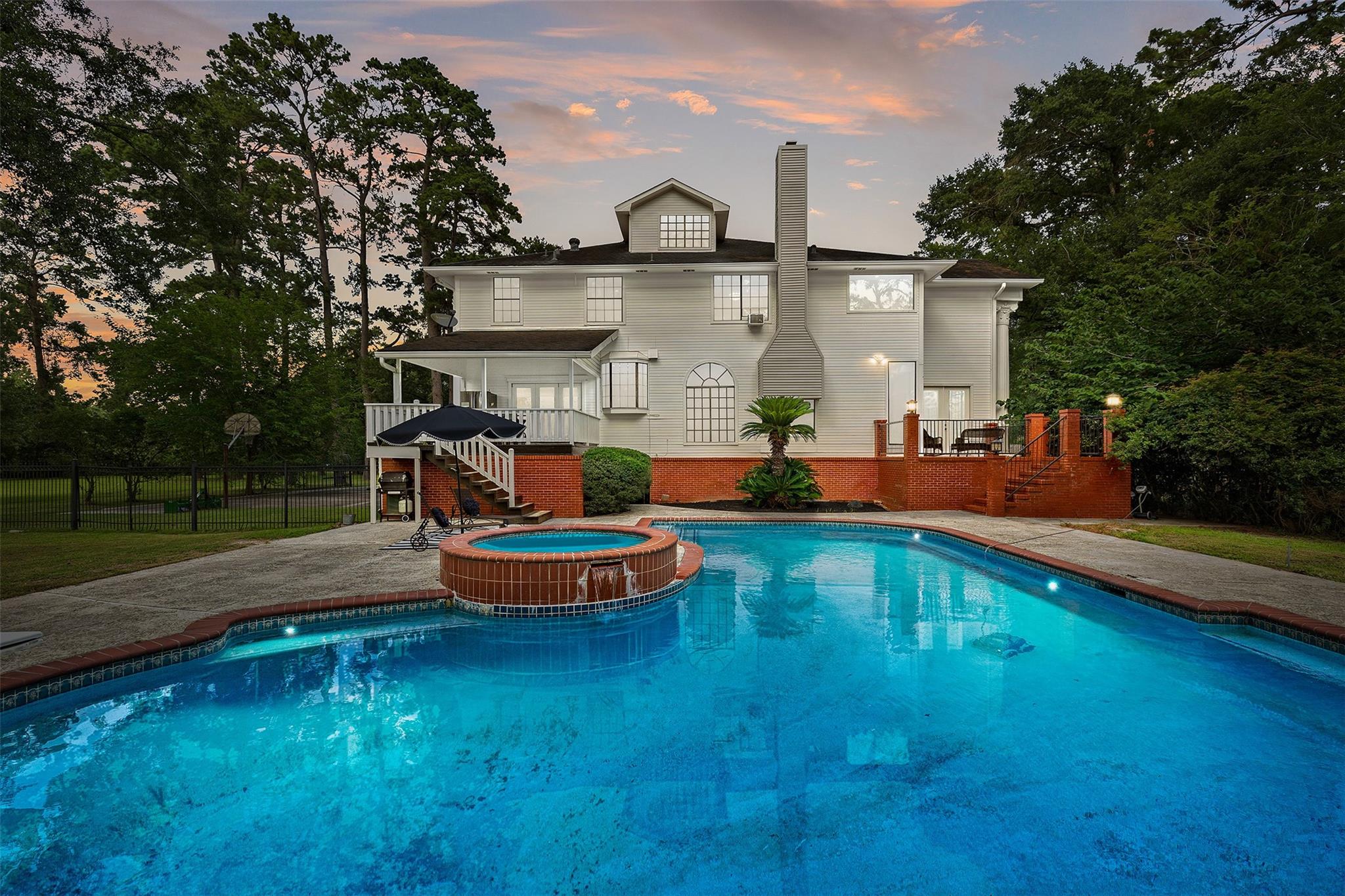 17003 Creeksouth Road