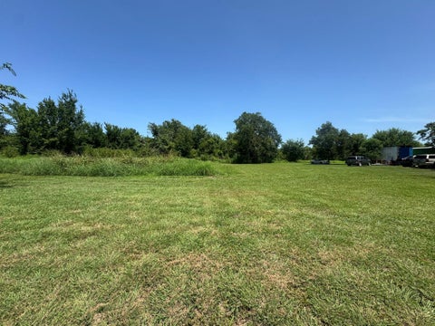 Photo of TD E E Bu 59 R Highway, Hungerford, TX 77448 (MLS # 59041159)