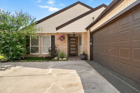 Photo of 12714 Ashford Pine Drive, Houston, TX 77082 (MLS # 25845233)