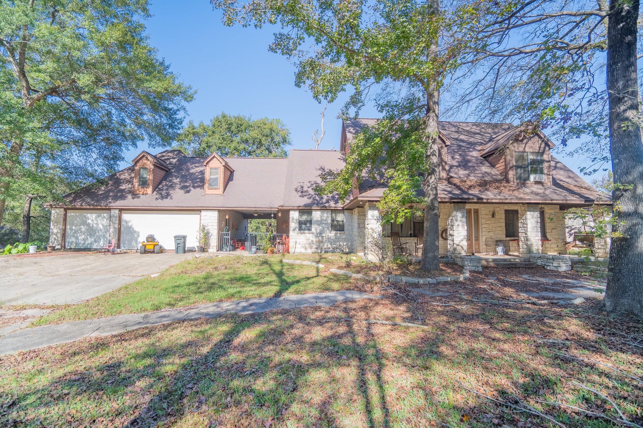 23107 Rosewood Trail