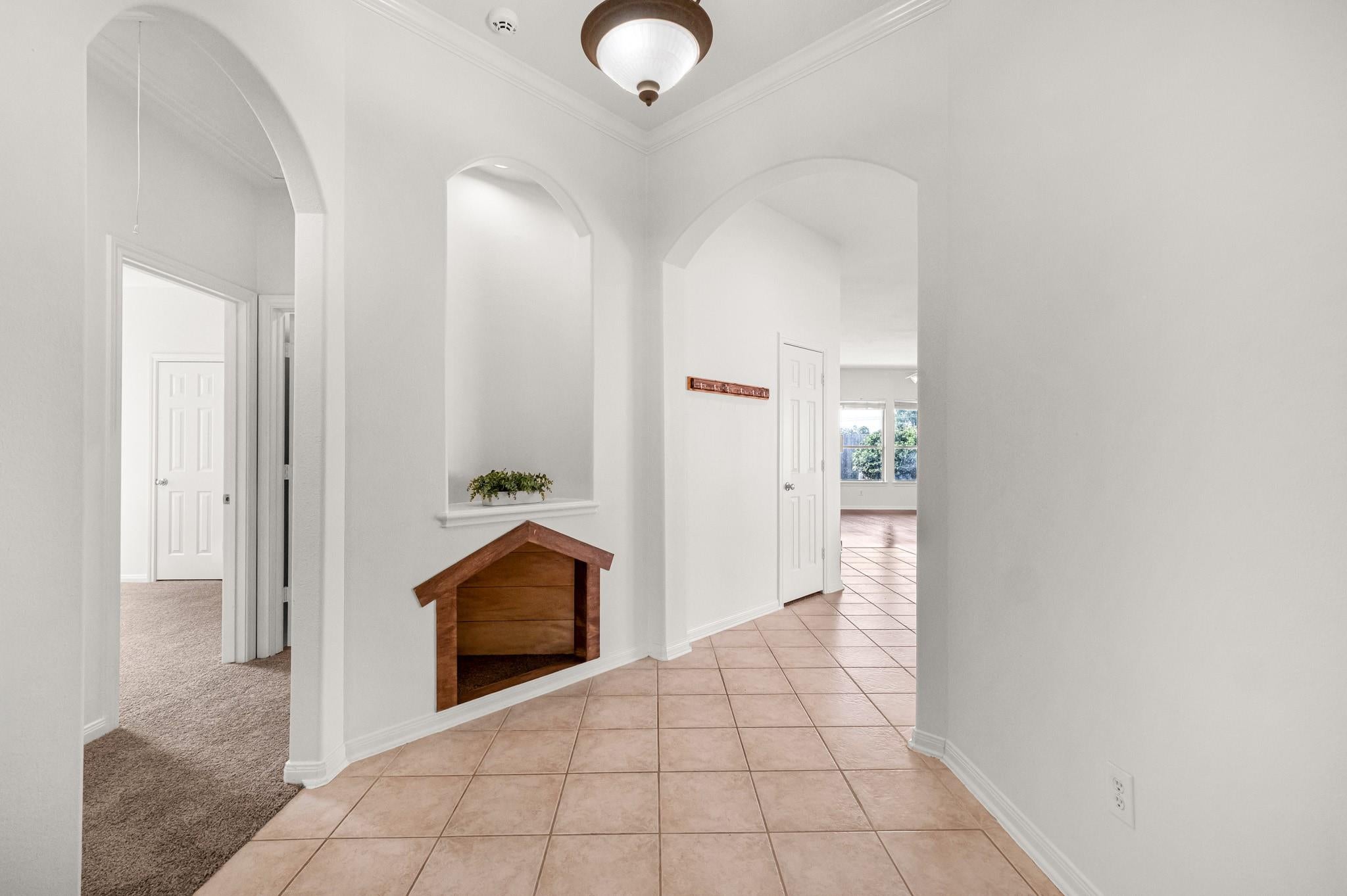 525 Lockland Lane