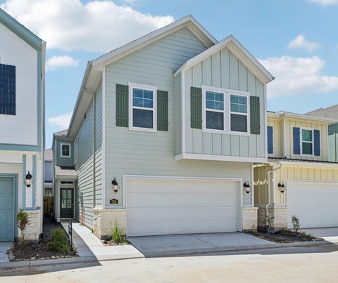Photo of 704 Sand Dollar DR, Kemah, TX 77565 (MLS # 30731262)