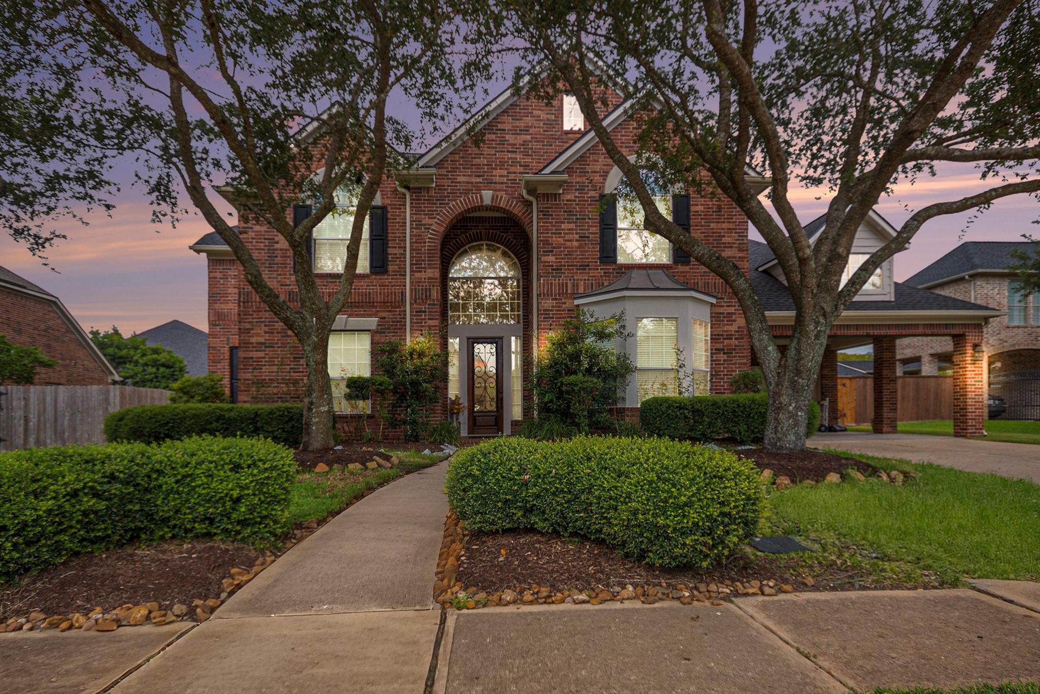 2517 Mountain Falls Court