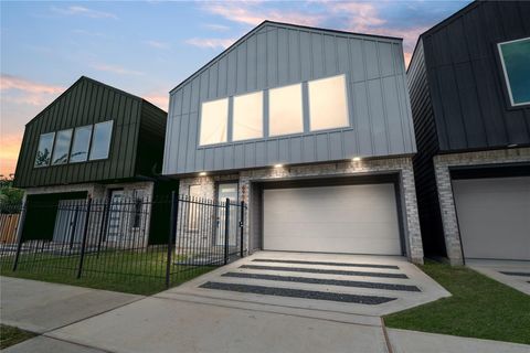 Photo of 6906 England Street, Houston, TX 77021 (MLS # 72444522)
