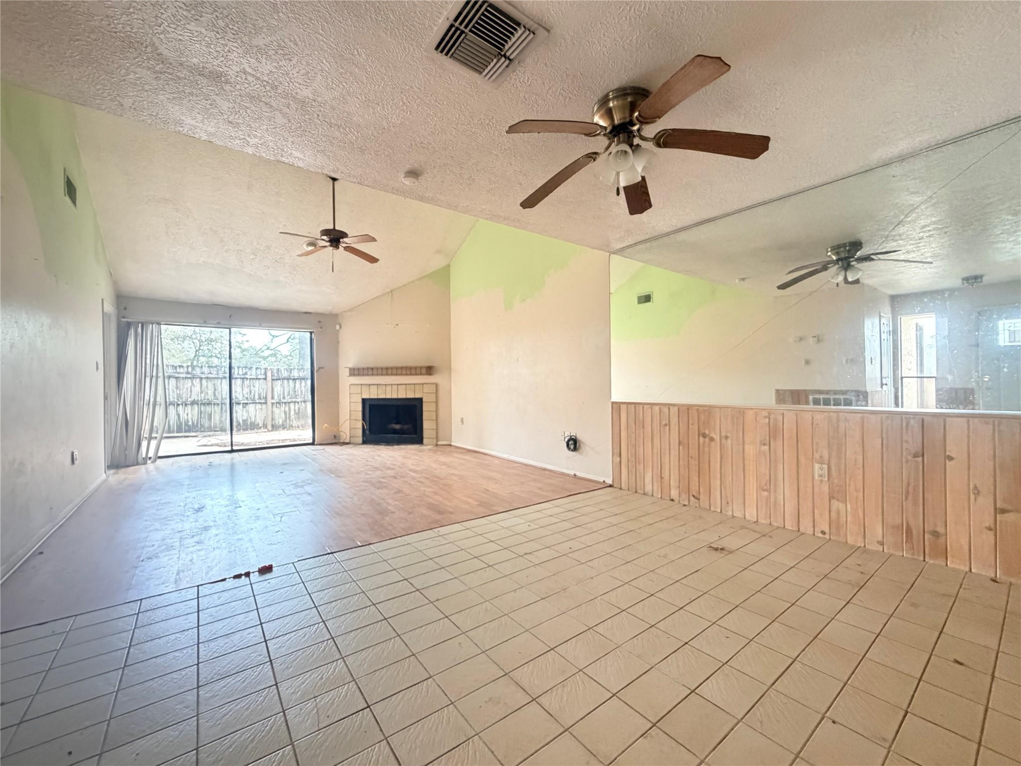 16015 Golf Club Drive