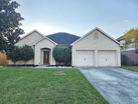 Photo of 201 Cedar Branch Drive, League City, TX 77573 (MLS # 62758077)