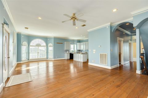 Tiny photo for 8407 Teichman Road, Galveston, TX 77554 (MLS # 97757767)