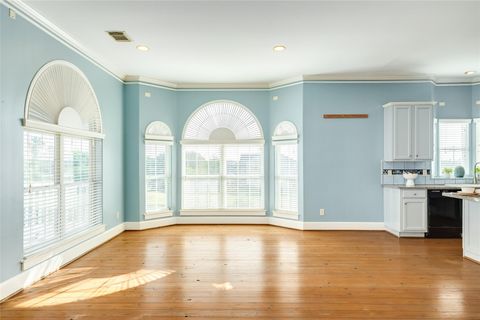 Tiny photo for 8407 Teichman Road, Galveston, TX 77554 (MLS # 97757767)