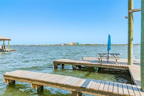 Tiny photo for 8407 Teichman Road, Galveston, TX 77554 (MLS # 97757767)