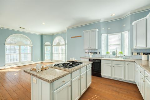 Tiny photo for 8407 Teichman Road, Galveston, TX 77554 (MLS # 97757767)