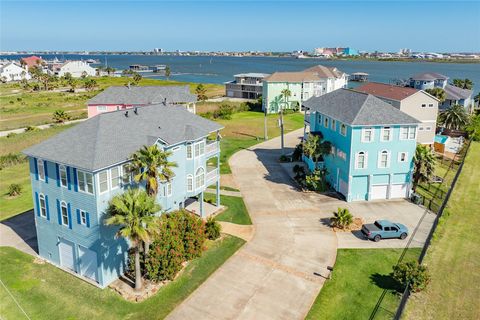 Tiny photo for 8407 Teichman Road, Galveston, TX 77554 (MLS # 97757767)