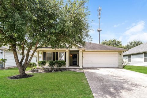 Photo of 11522 Moonlight Ridge Drive, Humble, TX 77396 (MLS # 83140736)