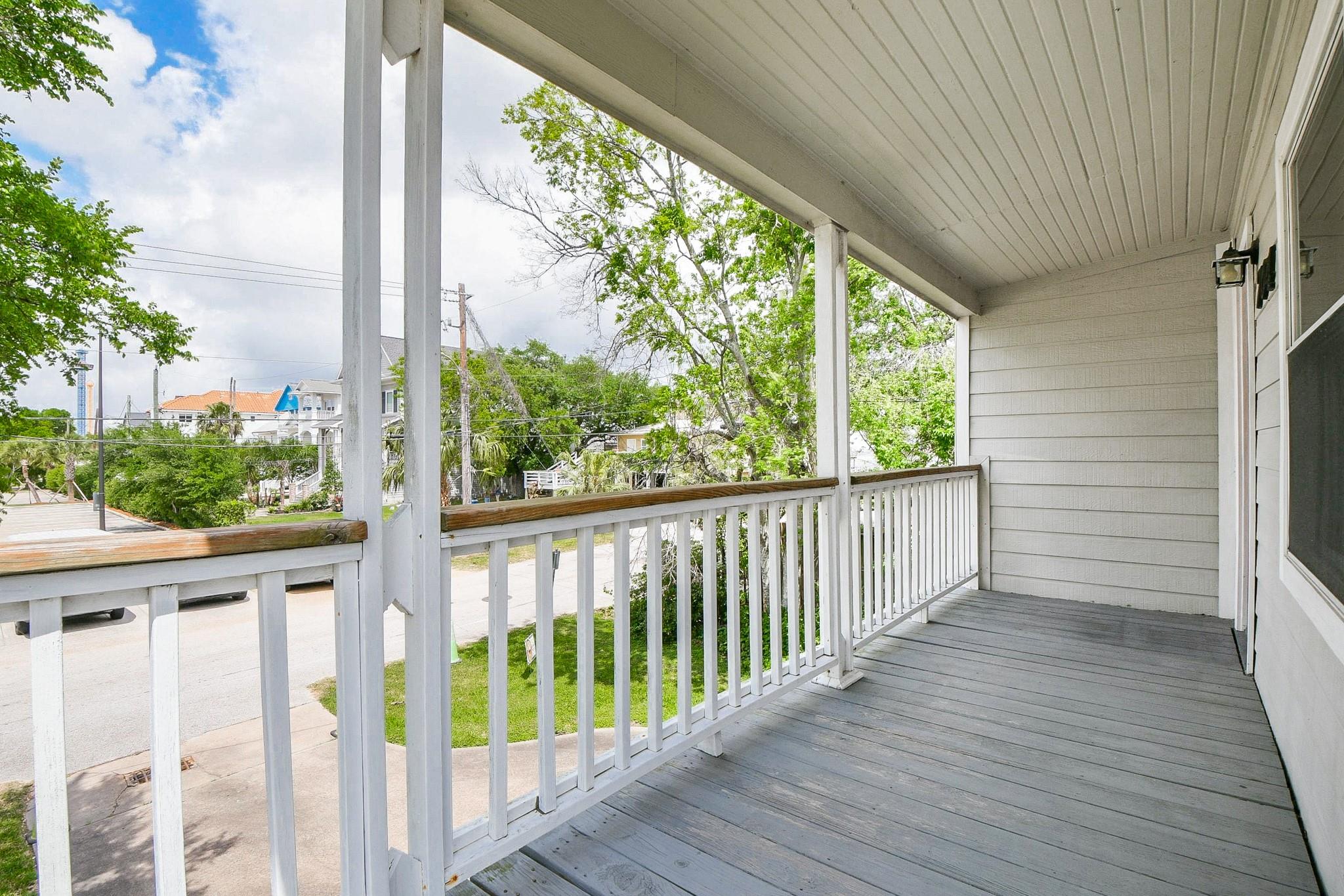 704 6th Street