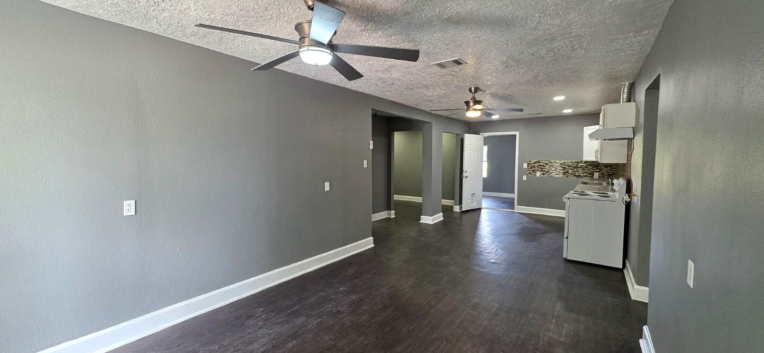 5701 County Road 288 7