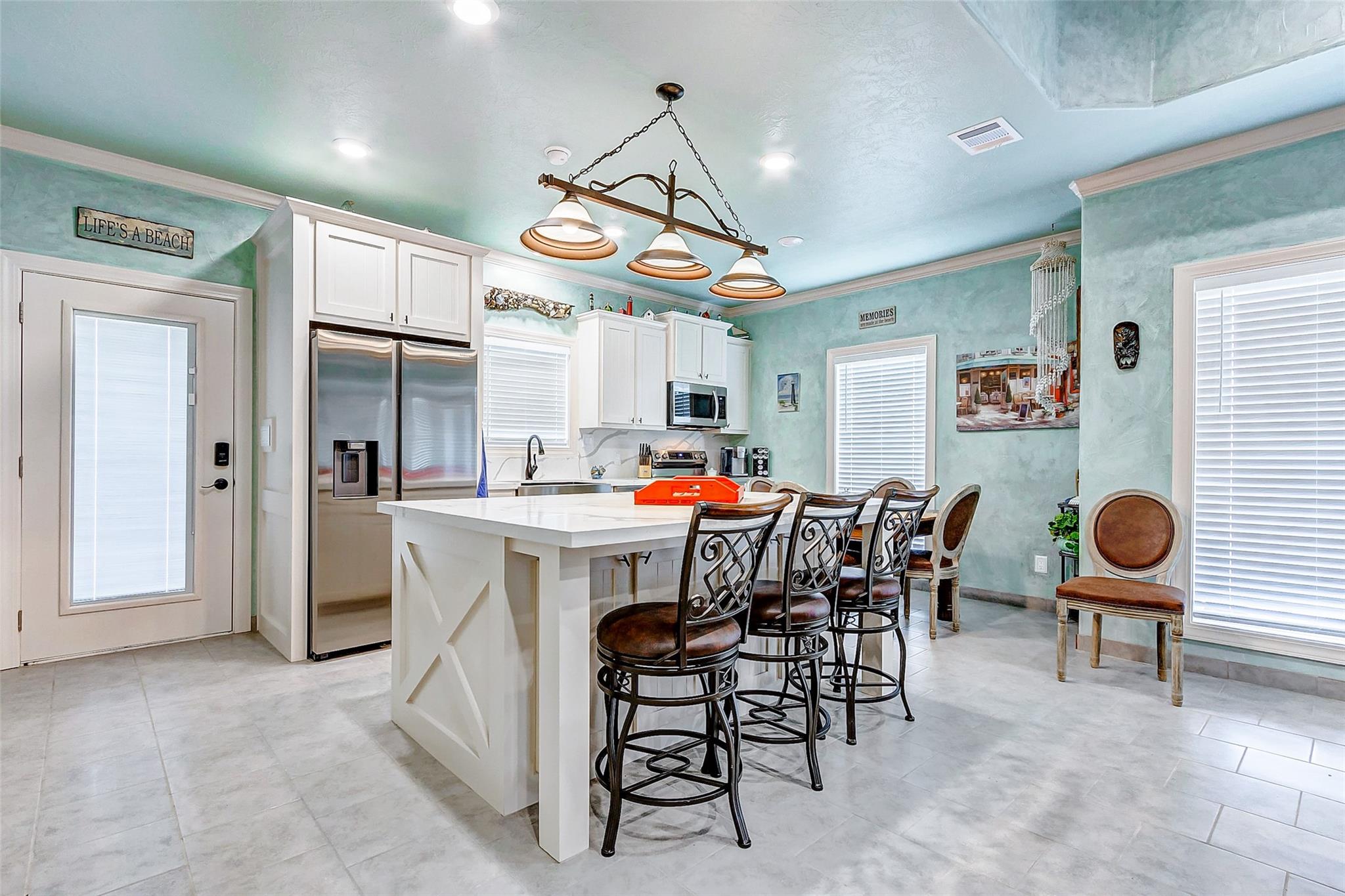851 Palmetto Drive