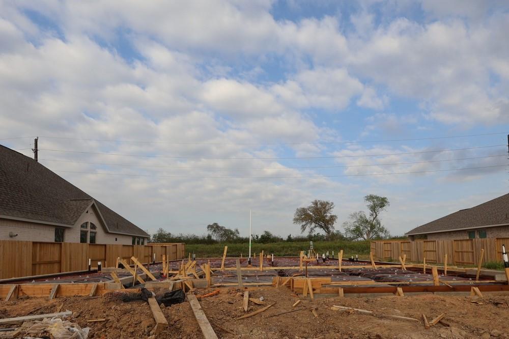 9023 Clear Water Trail