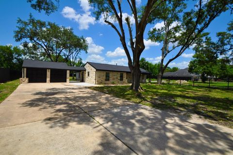 Photo of 7133 Evans Street, Houston, TX 77061 (MLS # 3313136)