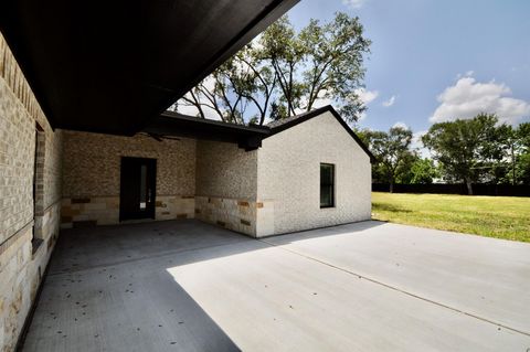 Photo of 7133 Evans Street, Houston, TX 77061 (MLS # 3313136)